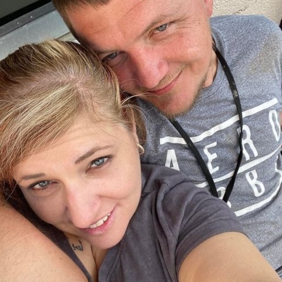 Meet your Posher, Sandy - Picture 1 of 1